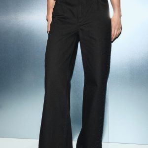 Wide-leg jeans with rhinestones