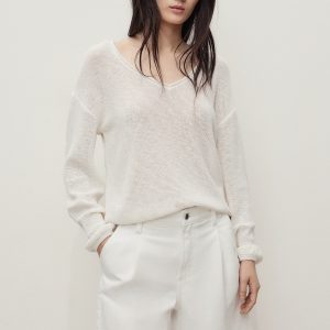 Mid-rise denim bermuda shorts with pleats