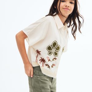 Shorts with stitching detail