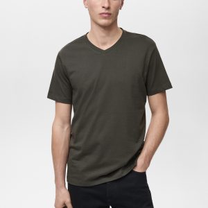 V-neck T-shirt