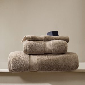 Extra-soft cotton hand towel