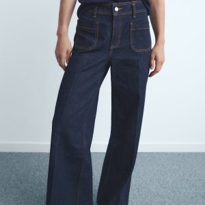 Wide-leg jeans with pockets