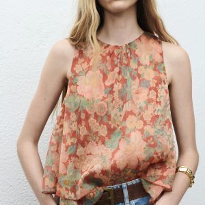 Floral pleated blouse