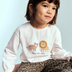 Cotton t-shirt with embroidered lion
