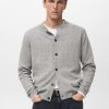 100% extra-fine wool cardigan with buttons