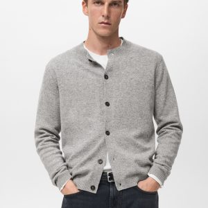 100% extra-fine wool cardigan with buttons