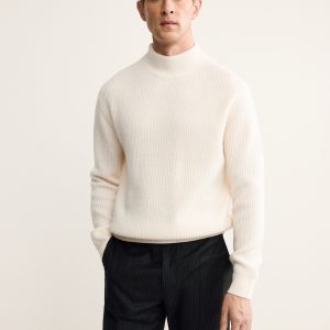 100% wool turtleneck sweater