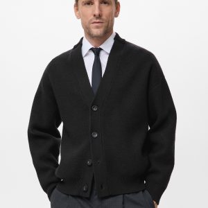 Relaxed-fit knitted cardigan