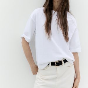 Stitched belt with square buckle