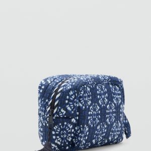 Toiletry bag with ethnic print