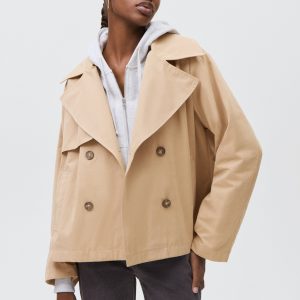 Short trench coat