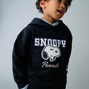 Hooded Snoopy sweatshirt