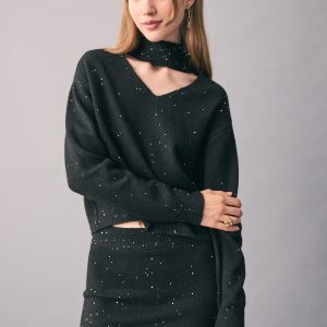 Knitted skirt with sequin detail