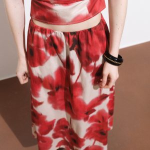 Floral-print flared skirt