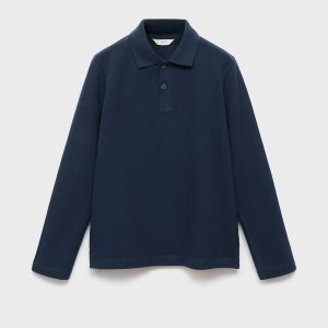 Buttoned knitted polo shirt