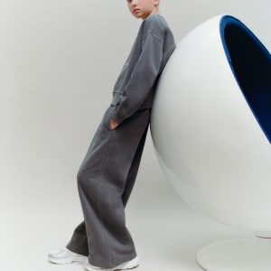 Wide-leg joggers with seam detail