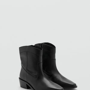 Leather heeled boots