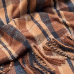 Check scarf with fringed ends