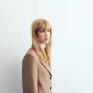 Wool-blend suit blazer with pockets