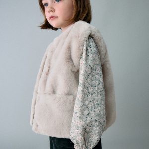 Fur-effect cape vest
