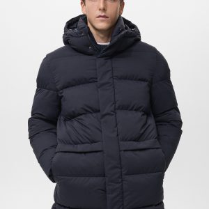 Water-repellent hood puffer coat