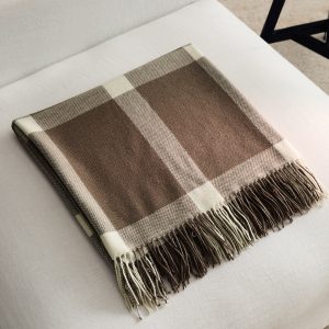 Wool blanket with fringe finish