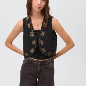 Floral-embroidered vest
