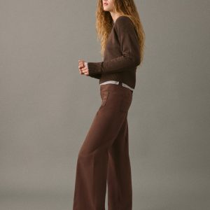 Wide leg jeans with pockets