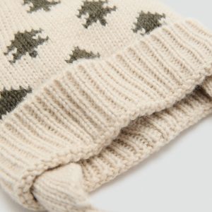 Embroidered hat with tassel