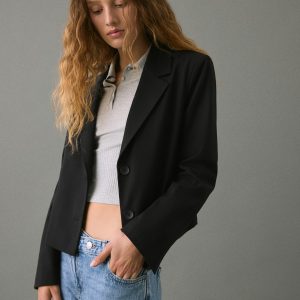 Short jacket with lapels