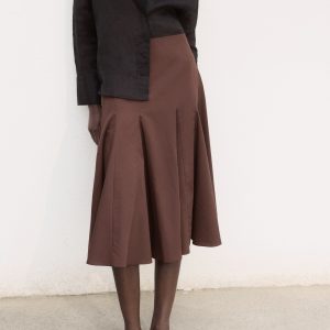 Pleated midi-skirt