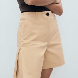 Straight pleated shorts