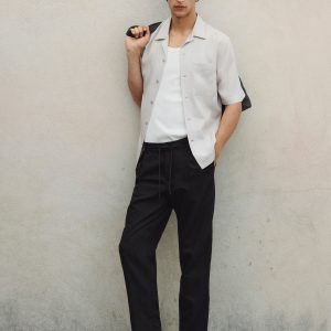 100% leather crossed strap sandal