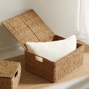 Small braided basket with handles