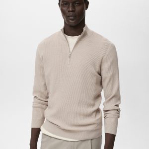 Ribbed sweater with zip neck