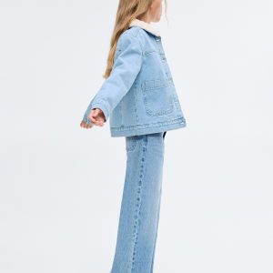 Denim jacket with fur lining