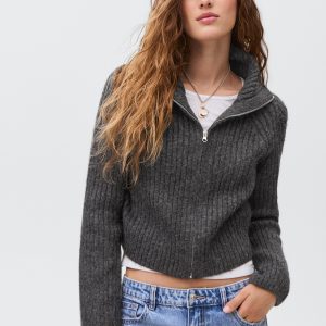Zipped knit cardigan