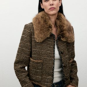 Tweed jacket with fur collar