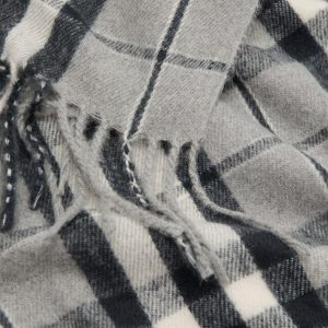 Check scarf with fringed ends