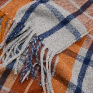 Check scarf with fringed ends