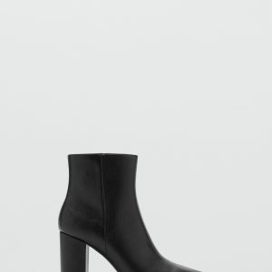 Ankle boots with block heel