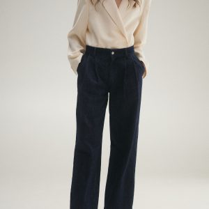 Rinse-wash wide leg jeans with pleats