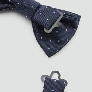 Polka-dots bow tie