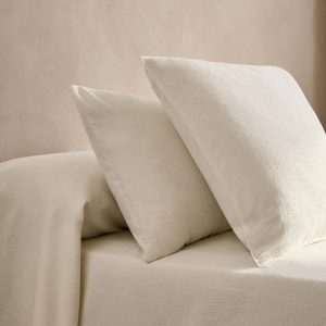 Two textured cotton percale pillowcases 60x60 cm