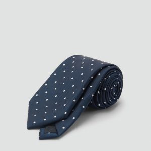 Polka-dot patterned tie