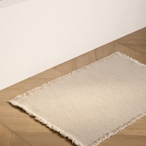 Cotton linen bathroom rug with fringes