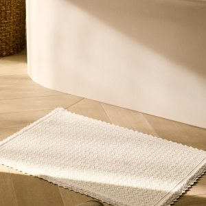 Lace bathroom rug