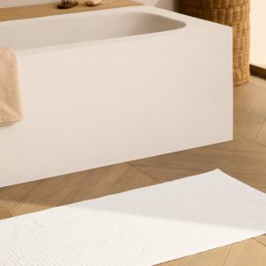 Reversible cotton woven bath mat