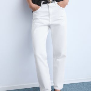 Mid-rise straight jeans