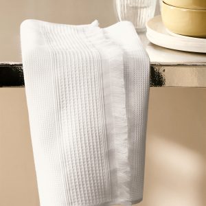 Textured cotton kitchen towel with fringes